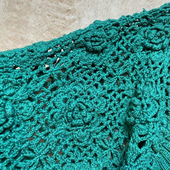 Forever 21 Green Crochet Women Sweater - Picture 4 of 4